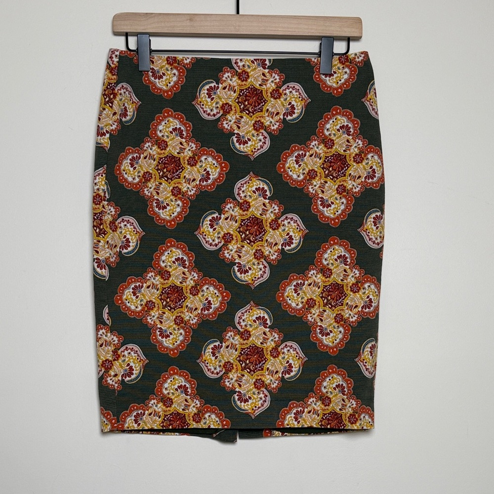 Ann Taylor Loft Floral Medallion Pencil Skirt Size 4